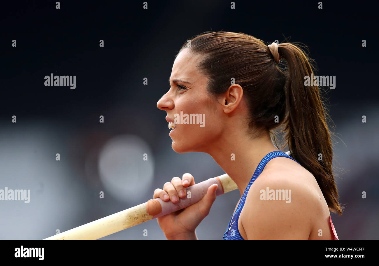 La Grecia Katerina Stefanidi compete in campo femminile Pole Vault Foto Stock