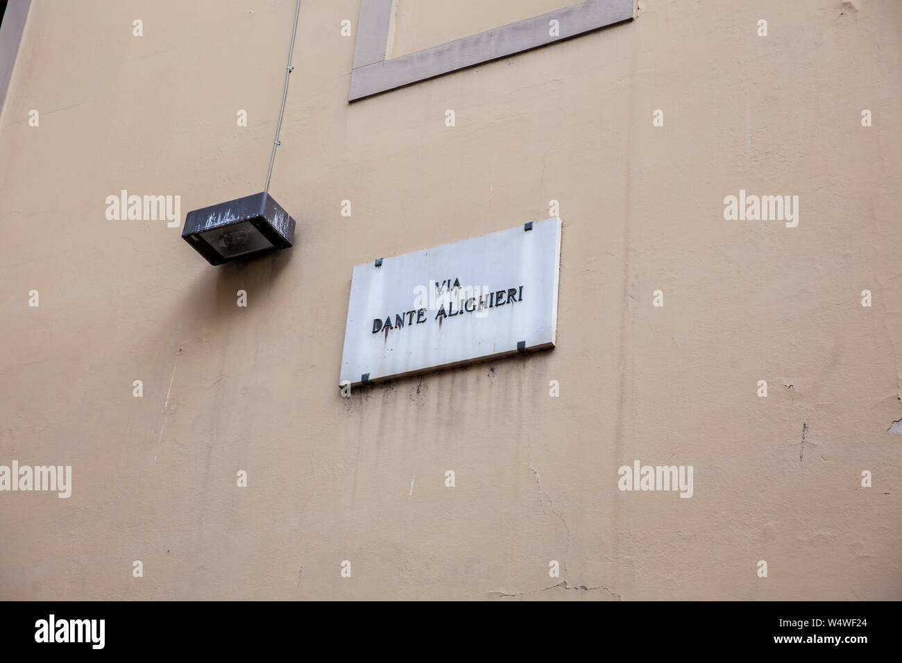 Firenze, Italia - Aprile 2018: Dante Allighieri casa museo in Via Dante Alighieri Foto Stock