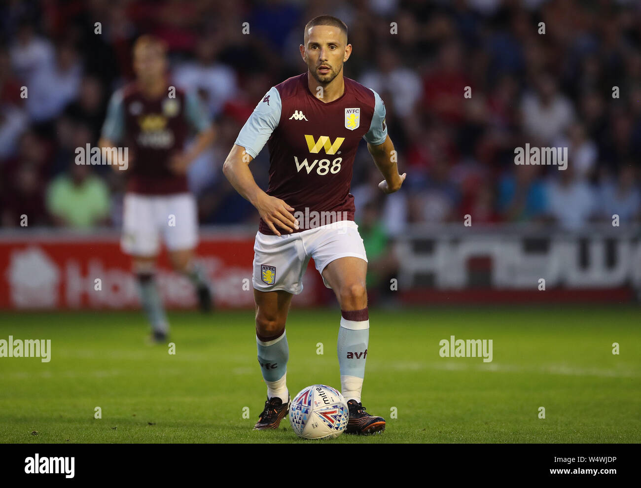 Aston Villa's Conor Hourihane durante la partita di amicizia pre-stagione al Banks's Stadium, Walsall. PREMERE ASSOCIAZIONE foto. Data immagine: Mercoledì 24 luglio 2019. Guarda la storia di calcio della PA Walsall. Il credito fotografico dovrebbe essere: Nick Potts/PA Wire. RESTRIZIONI: Nessun utilizzo con audio, video, dati, elenchi di apparecchi, logo di club/campionato o servizi "live" non autorizzati. L'uso in-match online è limitato a 120 immagini, senza emulazione video. Nessun utilizzo nelle scommesse, nei giochi o nelle pubblicazioni di singoli club/campionati/giocatori. Foto Stock