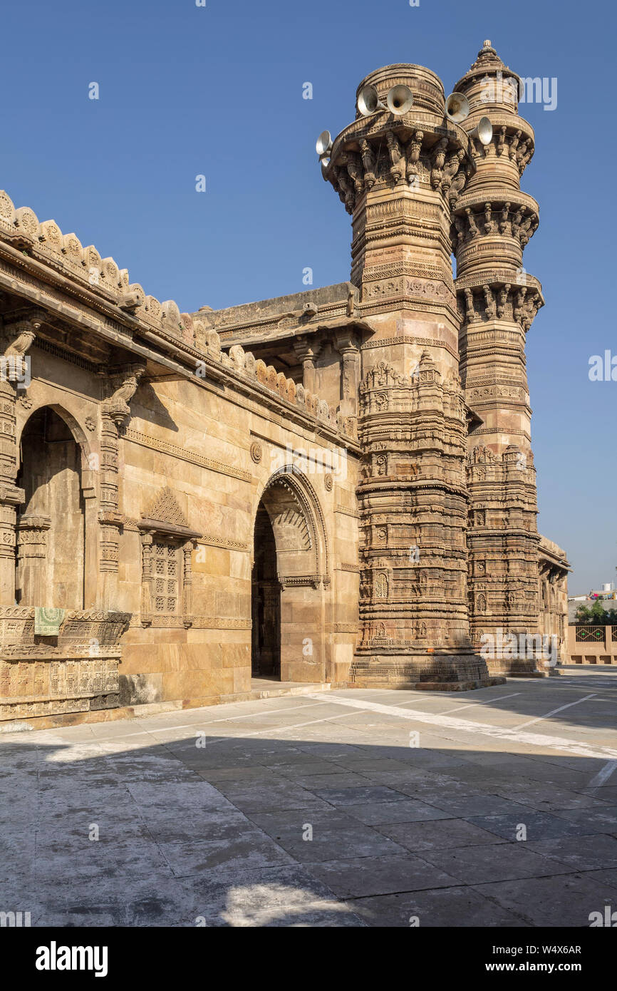 Ahmedabad , Gujarat, India-settembre 12 , 2014. Una vista della Moschea di Sidi Bashir Foto Stock