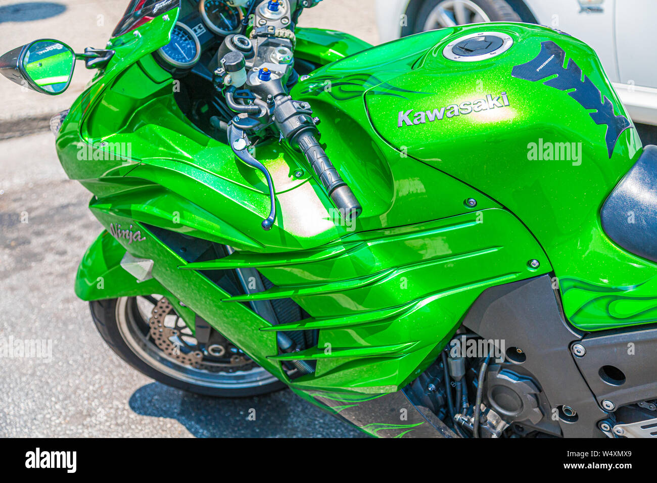 Green kawasaki ninja immagini e fotografie stock ad alta risoluzione - Alamy