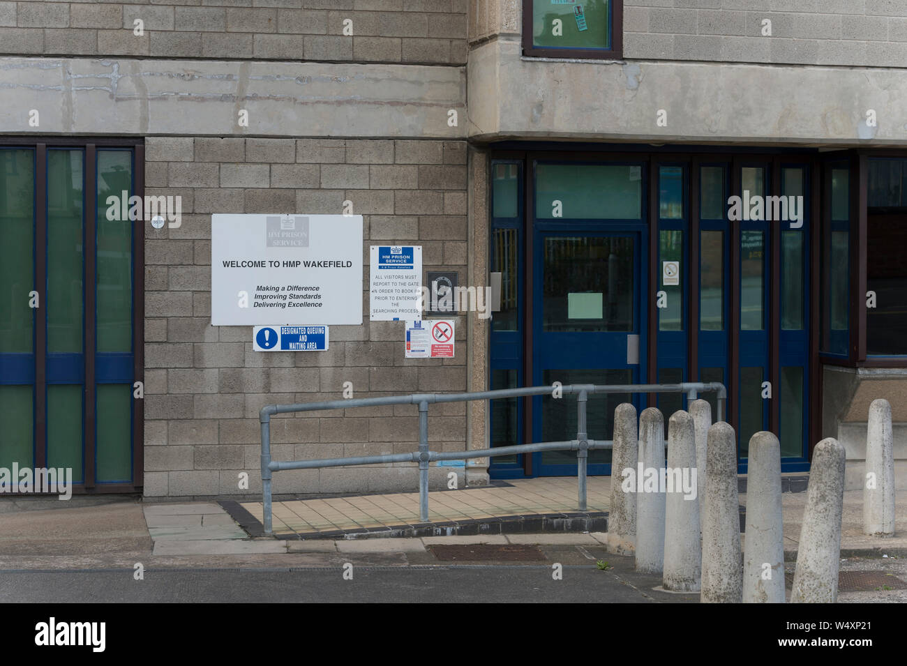 L'ingresso anteriore per HMP Wakefield categoria A uomini del carcere nel West Yorkshire, Regno Unito. Foto Stock