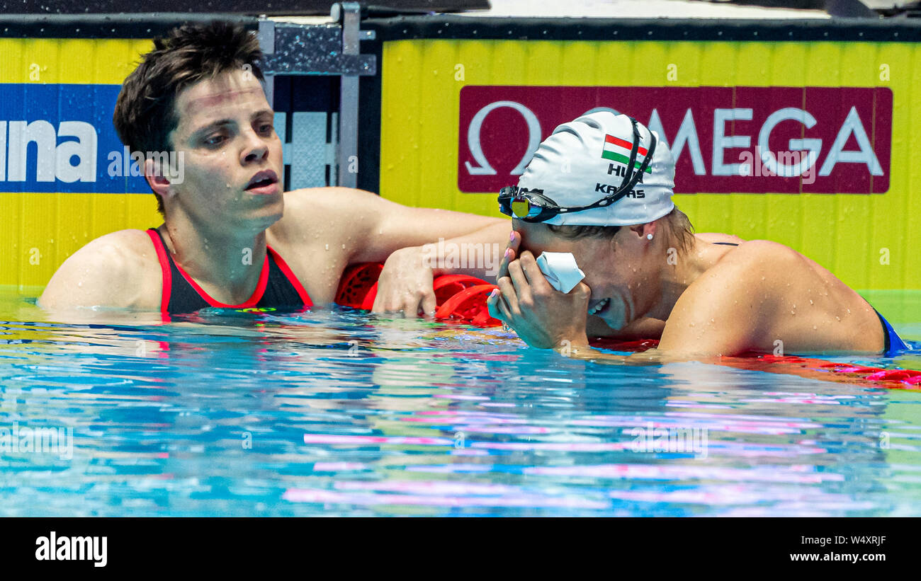 25 luglio 2019 Gwangju, Corea del Sud 18° Campionato Mondiale di Aquatica della FINA 25-07-2019: Zwemmen: WK 2019: Gwangju HENTKE Franziska GER GERMANIA, KAPAS Boglarka HUN UNGHERIA Gwangju Corea del Sud 25/07/2019 Nuoto Donna 200m Butterfly Final 18° Campionato Mondiale di Aquatica della FINA Centro Acquatico dell'Università di Nambu Foto Stock