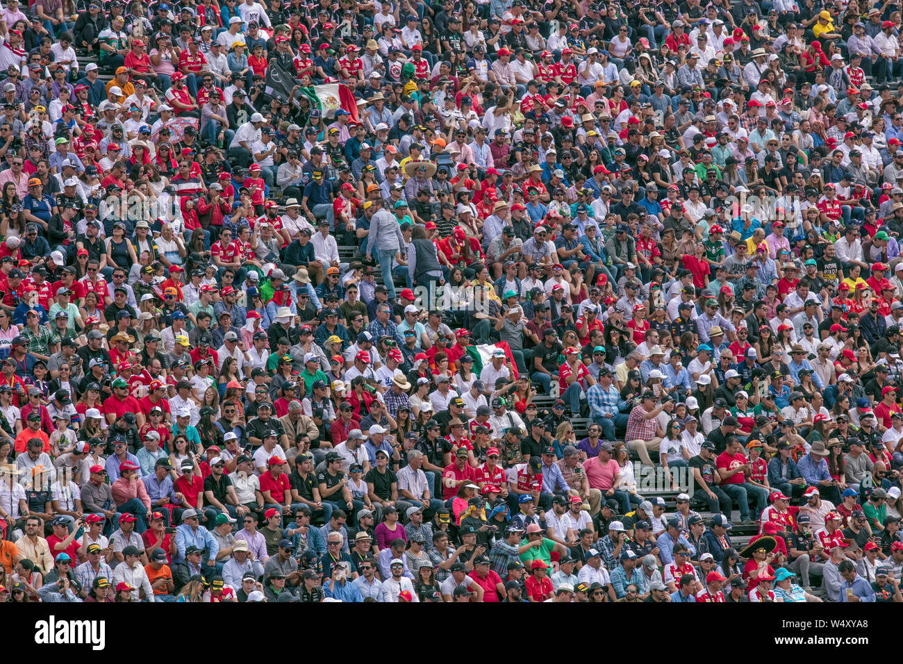 Gli spettatori della Formula 1 (F1) Gara di Città del Messico, Messico Foto Stock