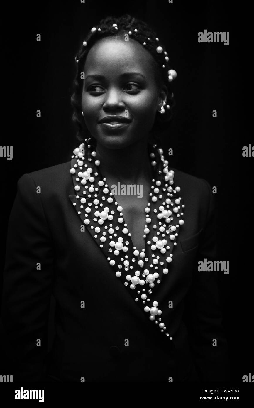 Maggio 21, 2019, New York New York, Stati Uniti d'America: L'attrice Lupita Nyong'o, 2019 PENNA Gala letterario, il Museo Americano di Storia Naturale, New York New York, 21 maggio 2019. Fotografia Â© Beowulf Sheehan (credito Immagine: © Beowulf Sheehan/ZUMA filo) Foto Stock