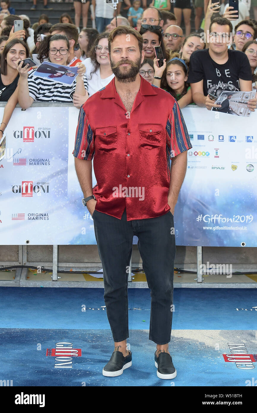L'Italia, Giffoni Valle Piana, 25 luglio, 2019 : Alessandro Borghi assiste il photocall al Giffoni Film Festival Foto © Fabio Mazzarella/Sintesi/al Foto Stock