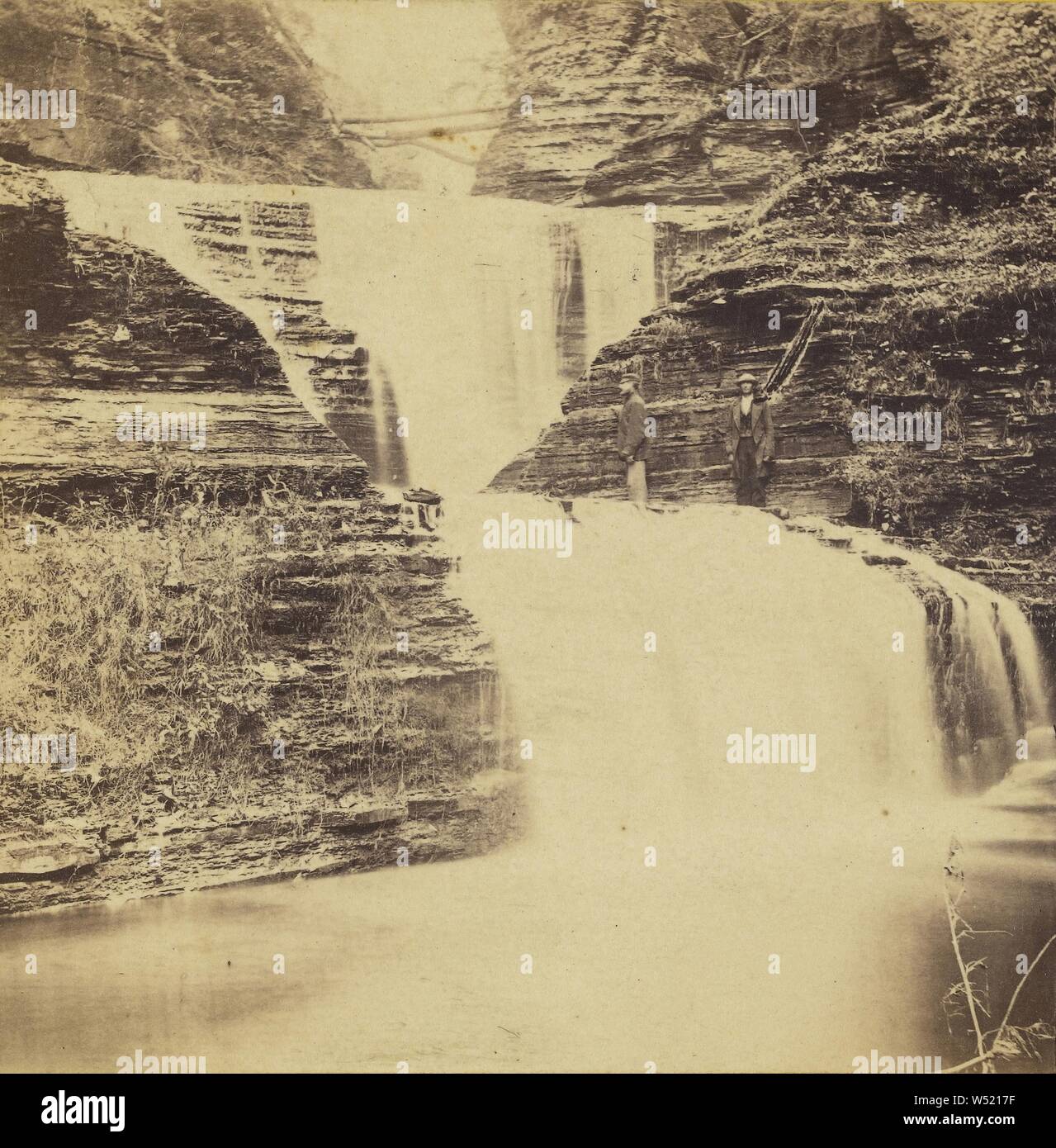 Scenario di Ithaca e dintorni, New York. - Latticello burrone. La Cascata di Cornell., Edward e Henry T. Anthony & Co. (Americani, 1862 - 1902), circa 1862, albume silver stampa Foto Stock