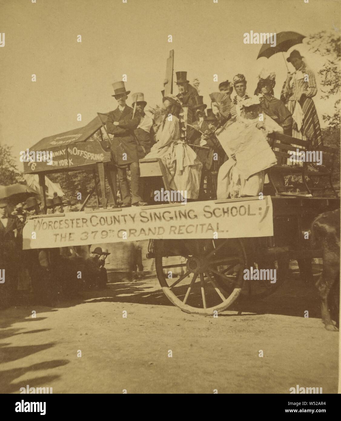 A cavallo il carro di Worcester County cantando scuola: 379 Grand considerando., Frank Lawrence (American, 1837 - 1914), circa 1875, albume silver stampa Foto Stock