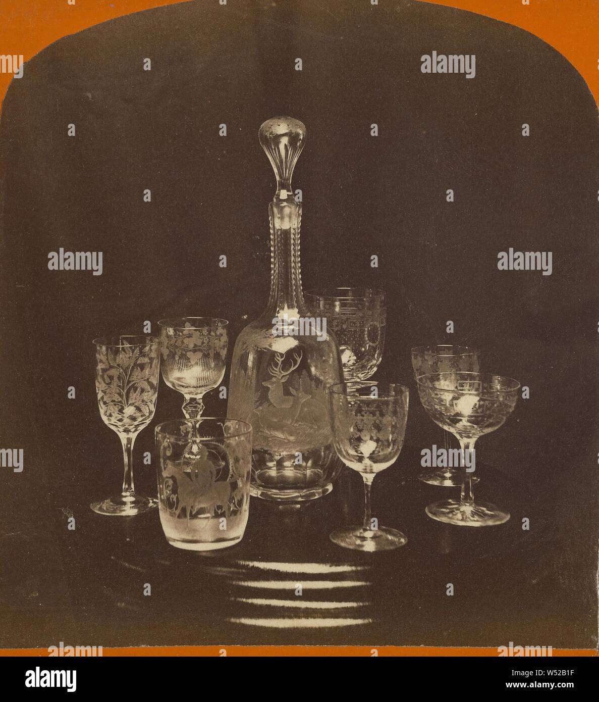 Calici di cristallo, bicchieri & decanter, Federico C. bassa (American,  attivo Cambridge, Massachusetts 1866 - 1894), 1870s, albume silver stampa  Foto stock - Alamy