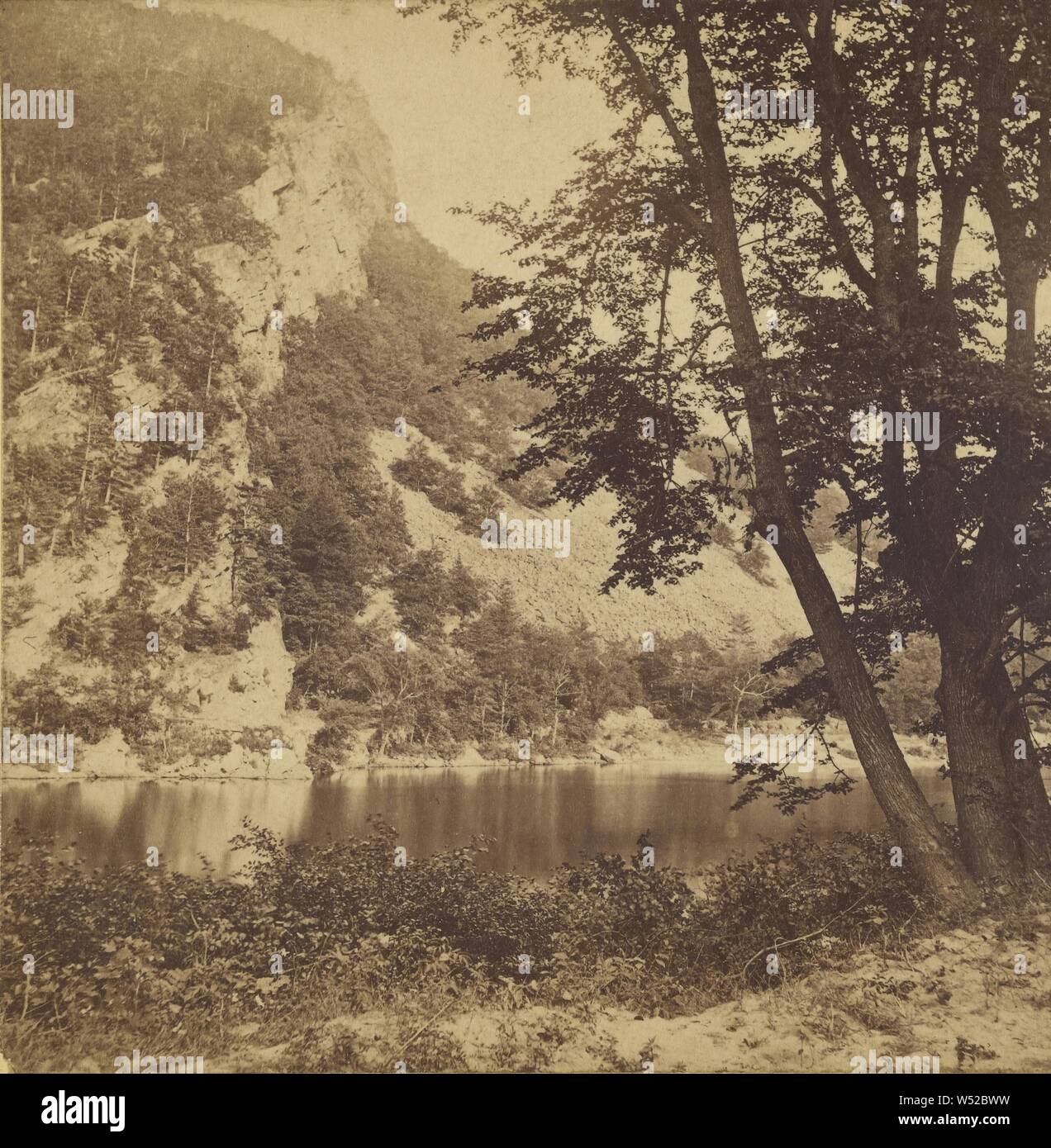 Scaletta indiano Bluff, dalle rive del fiume., John Moran & J. piani, circa 1864, albume silver stampa Foto Stock