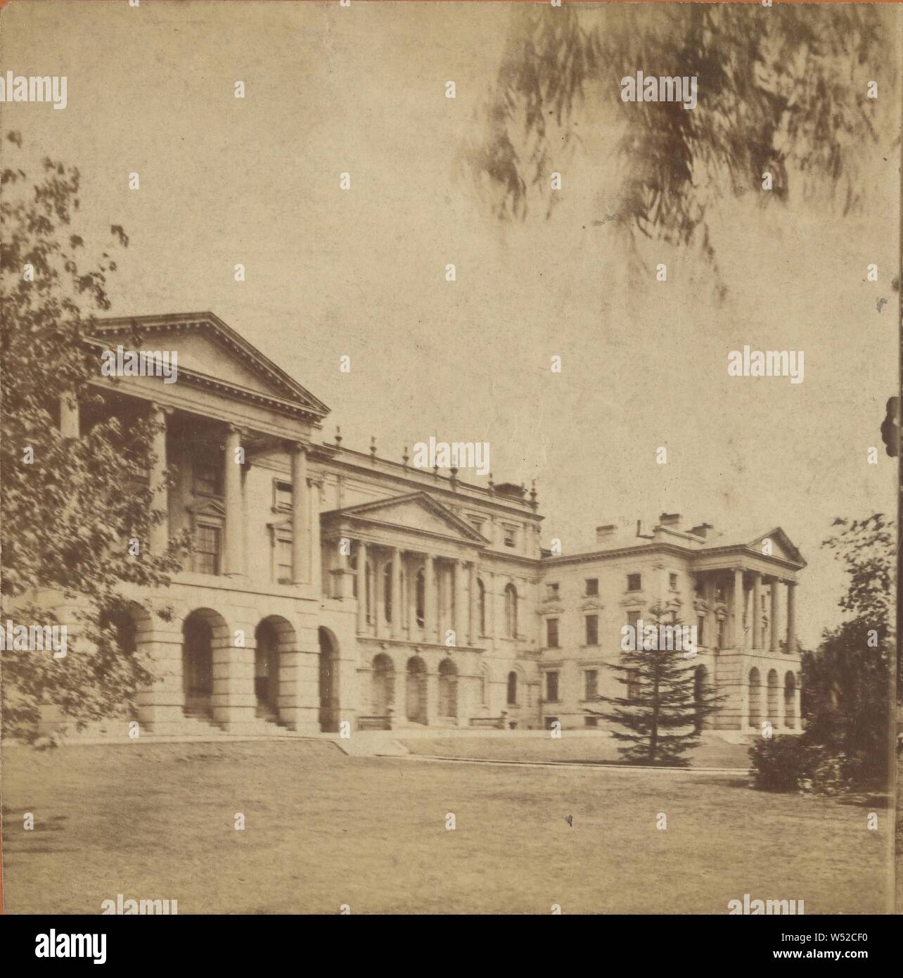 Osgoode Hall di Toronto., J.H. Noverre (canadese, attivo a Toronto, Canada, 1880), circa 1880, albume silver stampa Foto Stock