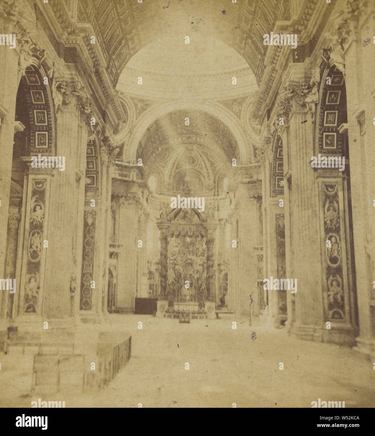 Roma. Interno della Basilica di San Pietro" che mostra l altare maggiore e la cupola., Sconosciuto maker, italiano, circa 1860, albume silver stampa Foto Stock