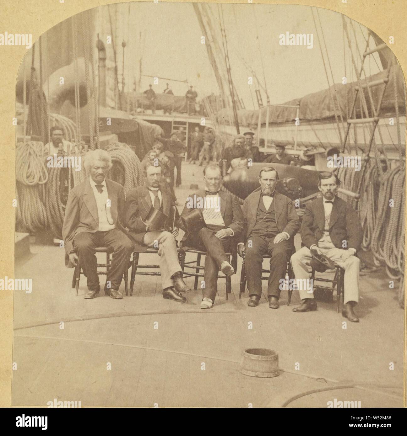 Frederick Douglass con i Commissari a Santo Domingo, Brooklyn Navy Yard, gennaio 1871, Sconosciuto maker, americano, gennaio 1871, albume silver stampa Foto Stock