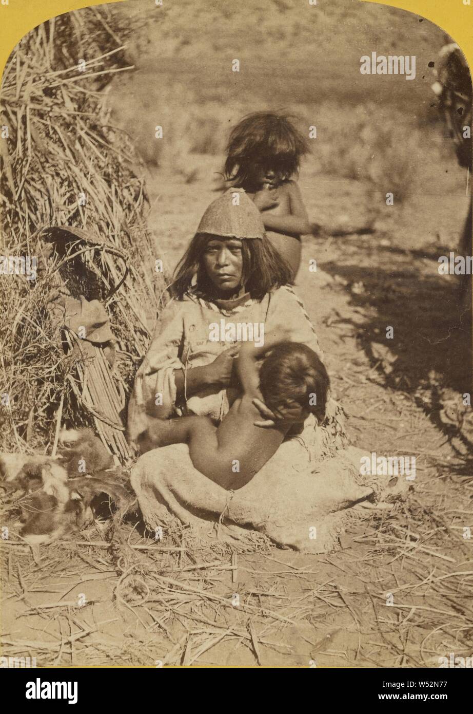 La madre. John K. Hillers (American, 1843 - 1925), 1874, albume silver stampa Foto Stock