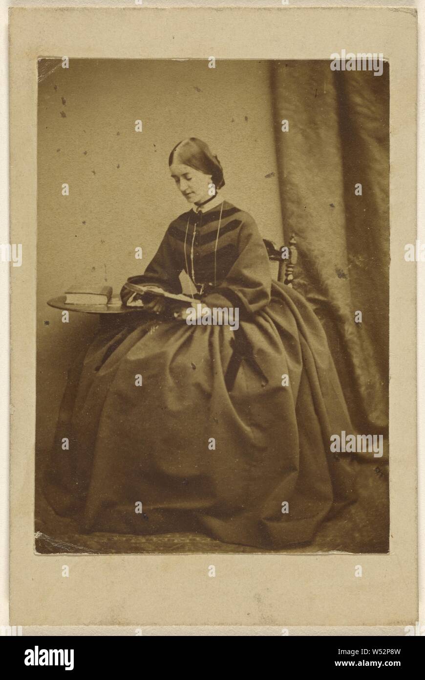 La signora Churchill, Sconosciuto maker, britannico, circa 1865, albume silver stampa Foto Stock