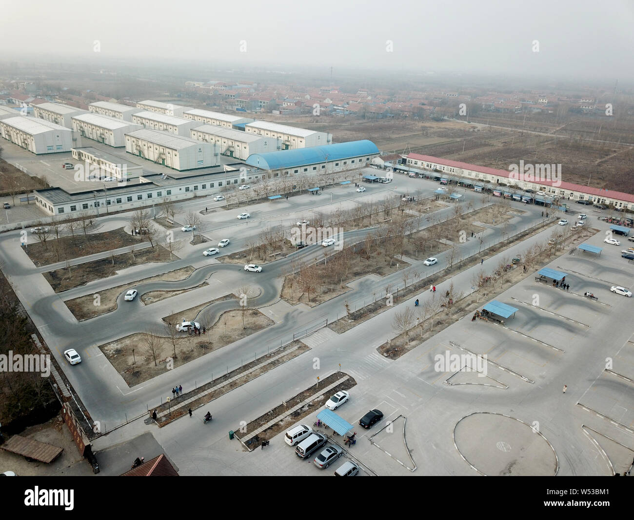 Strade nella forma di una chitarra gigantesca sono utilizzati per la formazione dei conducenti in città Binzhou, est della Cina di provincia di Shandong, 14 gennaio 2019. Foto Stock