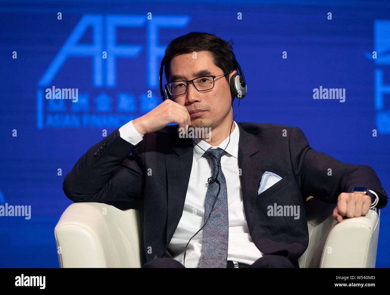 Yuan Hui, Presidente della Shanghai Xiaoi Robot Technology Co Ltd, assiste il dodicesimo Asian Forum finanziario (AFF) 2019 a Hong Kong, Cina, 14 gennaio 2019. Foto Stock