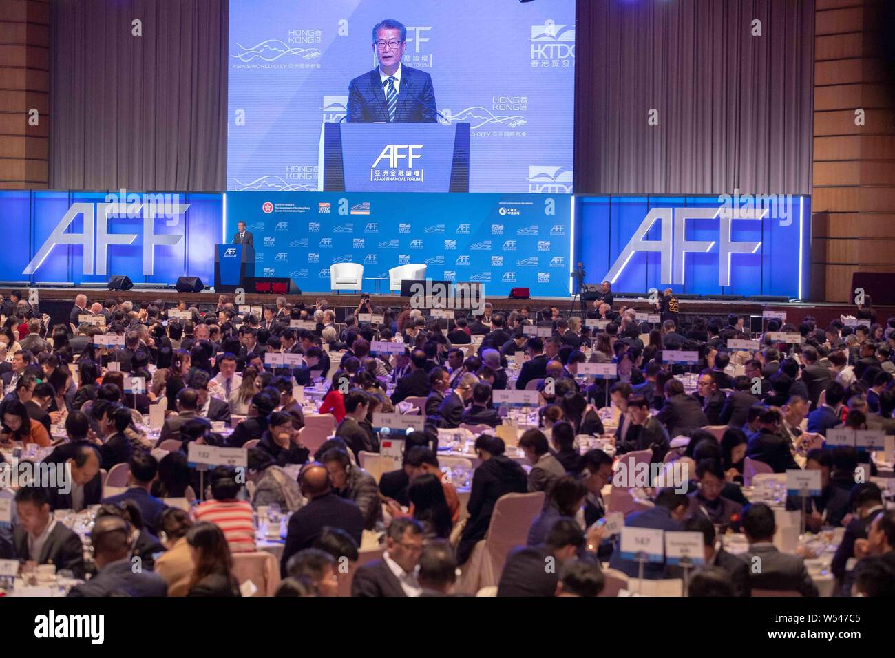 Paul Chan Mo-po, Segretario finanziario di Hong Kong, parla al pranzo di Keynote durante il dodicesimo Asian Forum finanziario (AFF) 2019 a Hong Kong, Cina Foto Stock