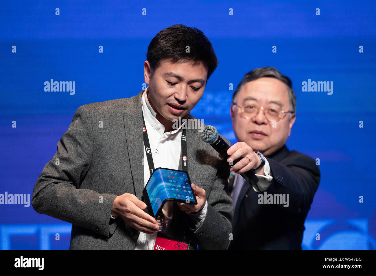 Liu Zihong, presidente e CEO di Royole, parla durante il dodicesimo Asian Forum finanziario (AFF) 2019 a Hong Kong, Cina, 14 gennaio 2019. La fina asiatica Foto Stock