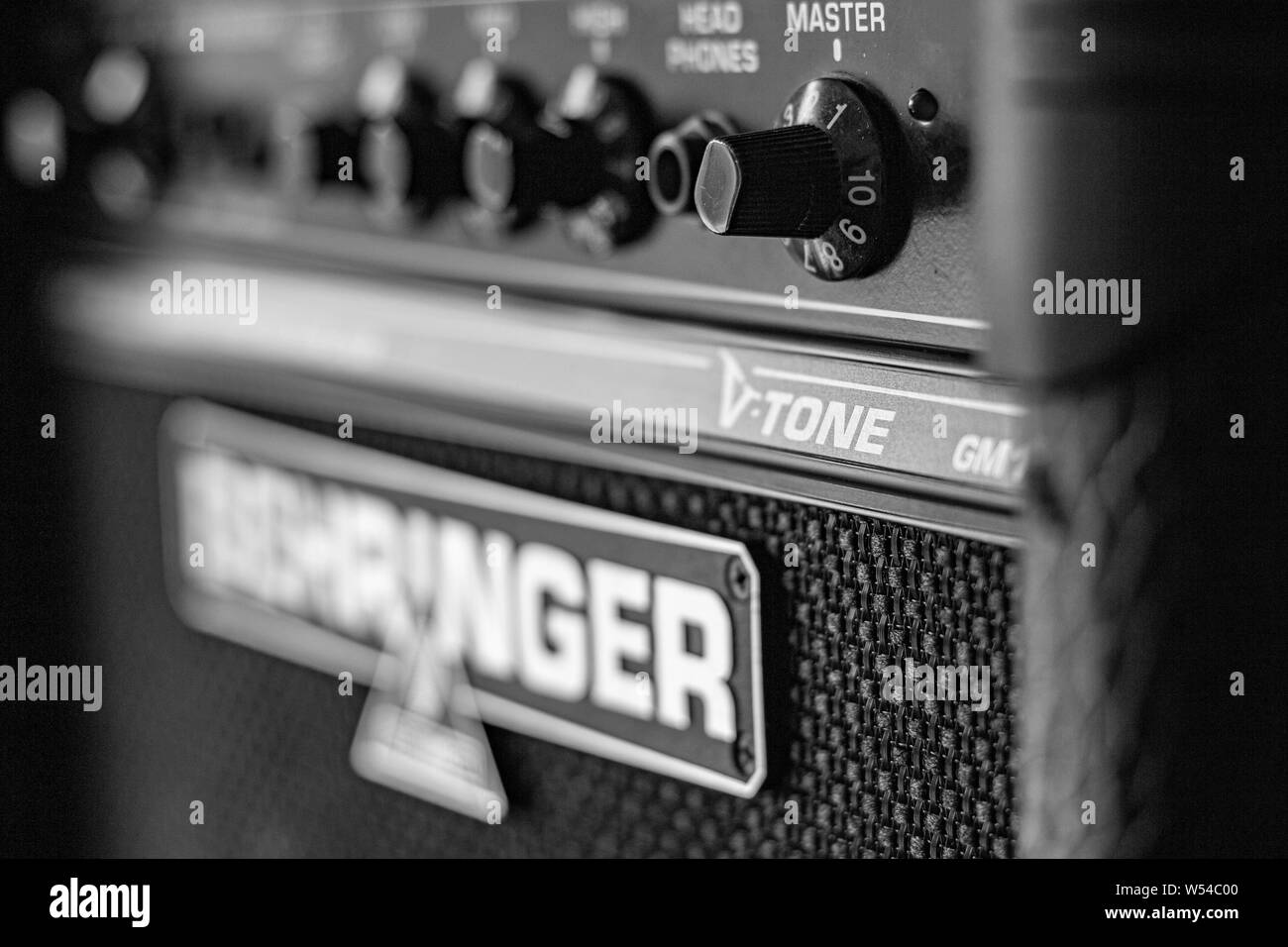 Behringer Chitarra elettrica Amp. Foto Stock