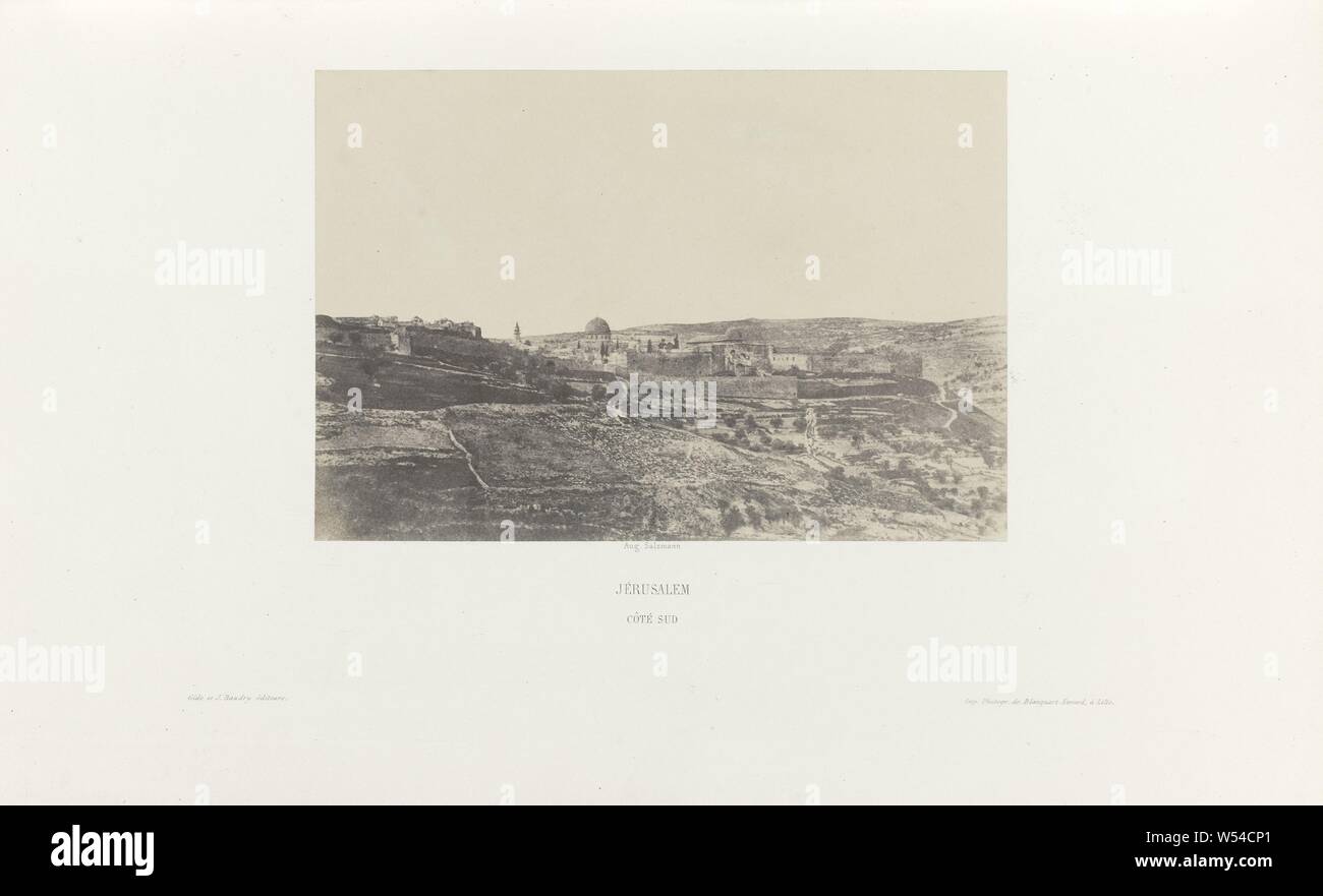 Vista di Gerusalemme da sud (Jérusalem / Côté Sud) Jérusalem. Étude et la riproduzione photographique des monumenti de la Ville Sainte (titolo serie), Jérusalem / Côté Sud, nomi di città e villaggi (con il nome), vista città in generale, 'veduta ' Gerusalemme, Auguste Salzmann, 1854 - 1856, carta, carta fotografica, cartone, carta salata stampa, h 144 mm × W 212 mm Foto Stock
