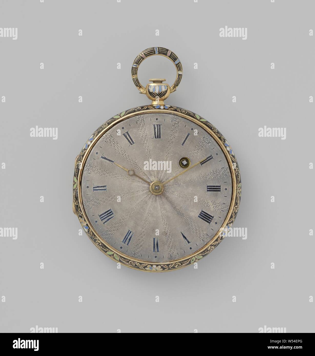 Orologio con cartigli floreali, guarda di oro e smalto. Tutto il pianale posteriore è ricoperta di viticci e fiori. Il quadrante argentato è debolmente lobate e ha una stella a forma di ornamento martellato., anonimo, Francia (eventualmente), c. 1830 - c. 1850, oro (metallo), argento (metallo), d 4,4 cm Foto Stock Orologio con cartigli floreali, guarda di oro e smalto. Tutto il pianale posteriore è ricoperta di viticci e fiori. Il quadrante argentato è debolmente lobate e ha una stella a forma di ornamento martellato., anonimo, Francia (eventualmente), c. 1830 - c. 1850, oro (metallo), argento (metallo), d 4,4 cm Foto Stock