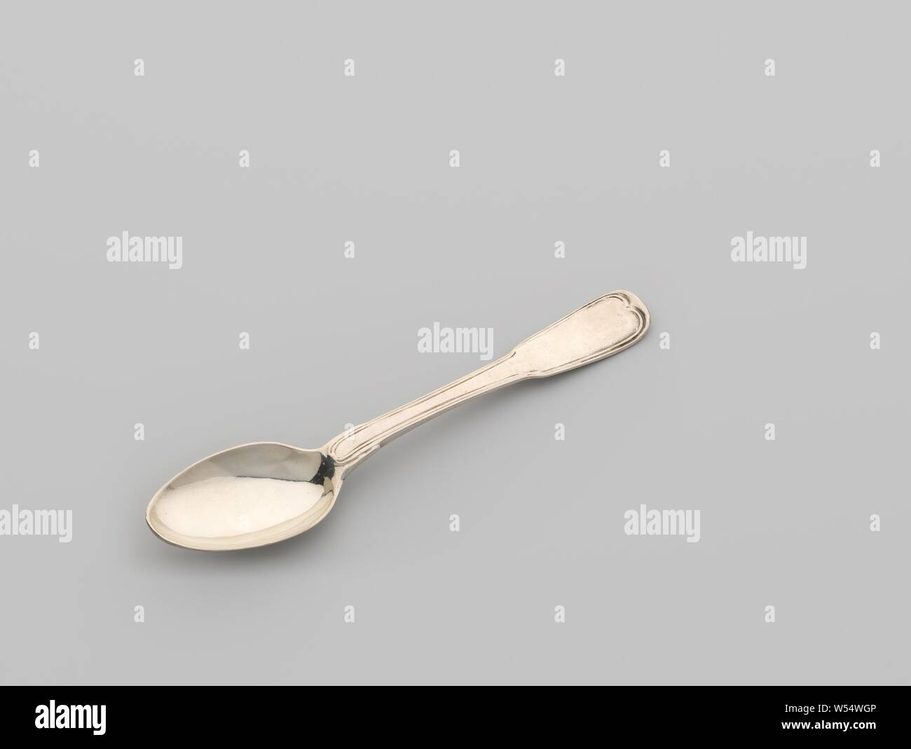 Cucchiaino da caffè con uova a forma di ciotola e a forma di spatola fine, cucchiaino da caffè, modello: spatola con ala, filetti doppi e cuori. Con inciso il casco Clifford segno., Roeloff Gerrand (attribuito a), Amsterdam, 1790, argento (metallo), l 14,0 cm w 2,9 cm w 27 Foto Stock