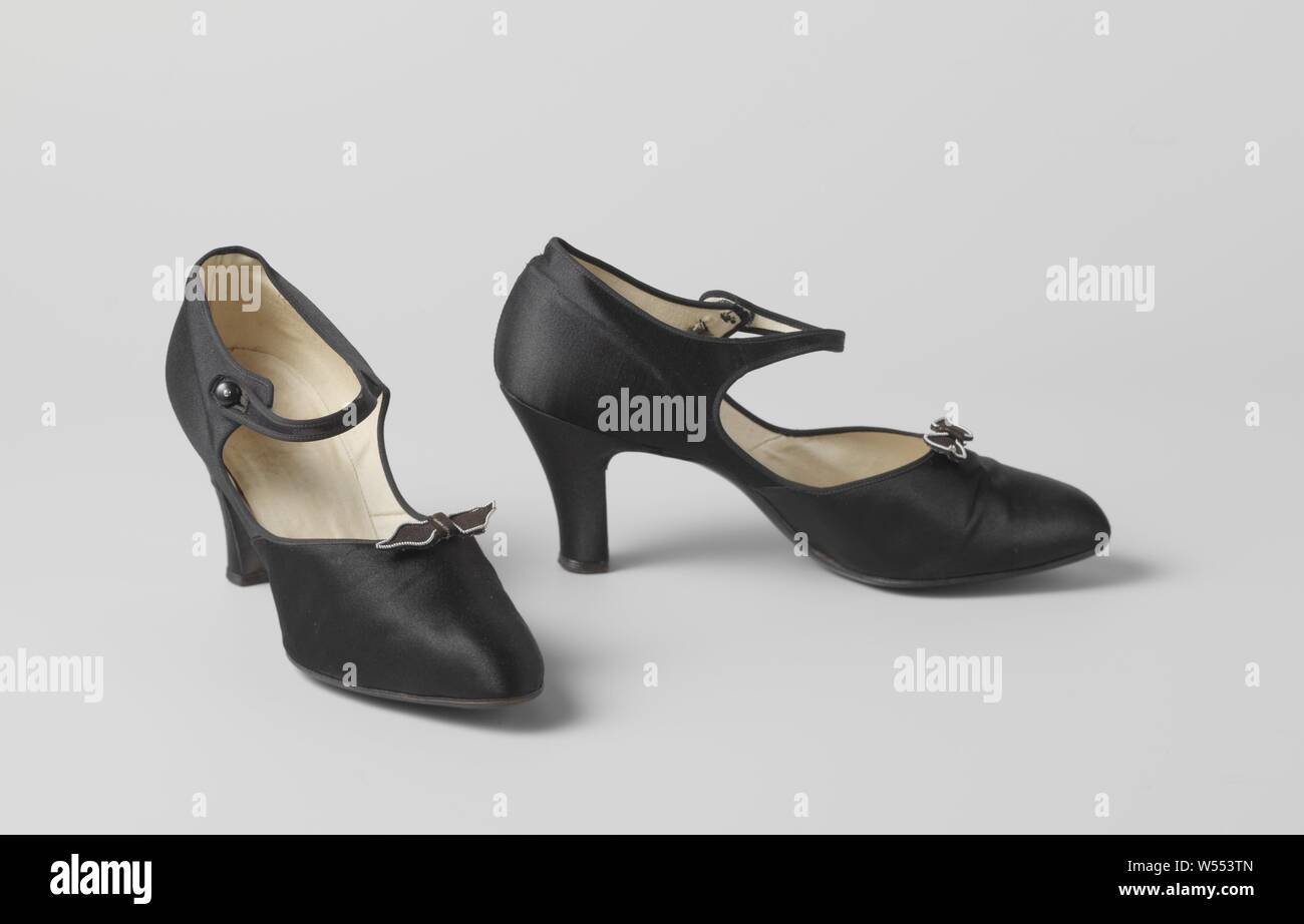 Scarpe con tacco e lacci alla caviglia 2025