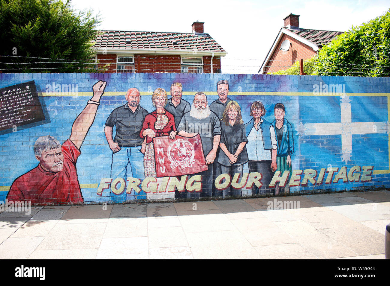 Impressionen: Wandbilder im Arbeiterviertel ktholischen, Belfast, Nordirland/ Irlanda del Nord (nur fuer redaktionelle Verwendung. Keine Werbung. Ref Foto Stock