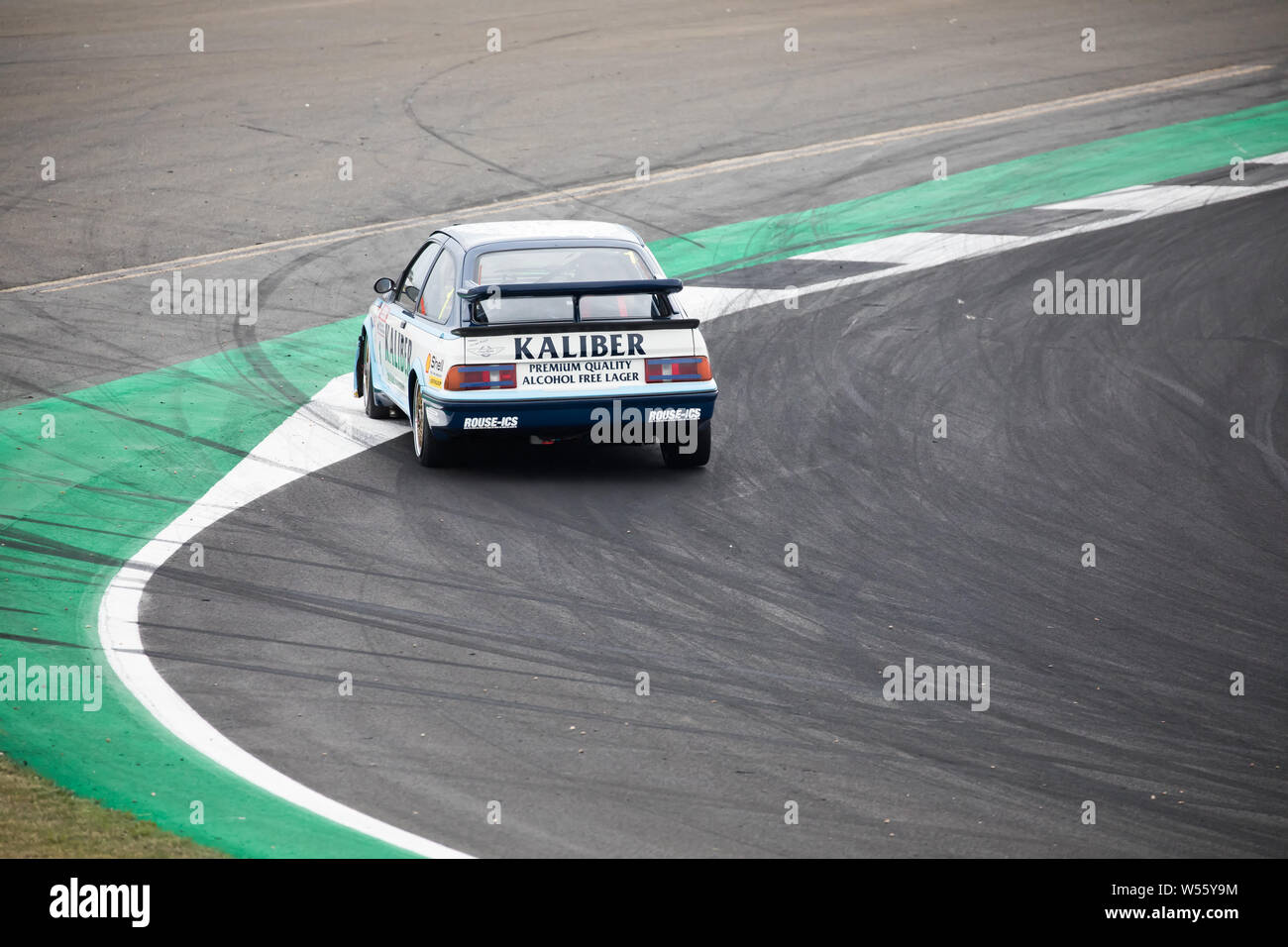 Silverstone, UK. 26 Luglio, 2019. Historic Touring Car Challenge avviene. Le gare di qualificazione si svolgerà il venerdì con le gare per tutta la giornata di sabato e domenica. Credito: Keith Larby/Alamy Live News Foto Stock