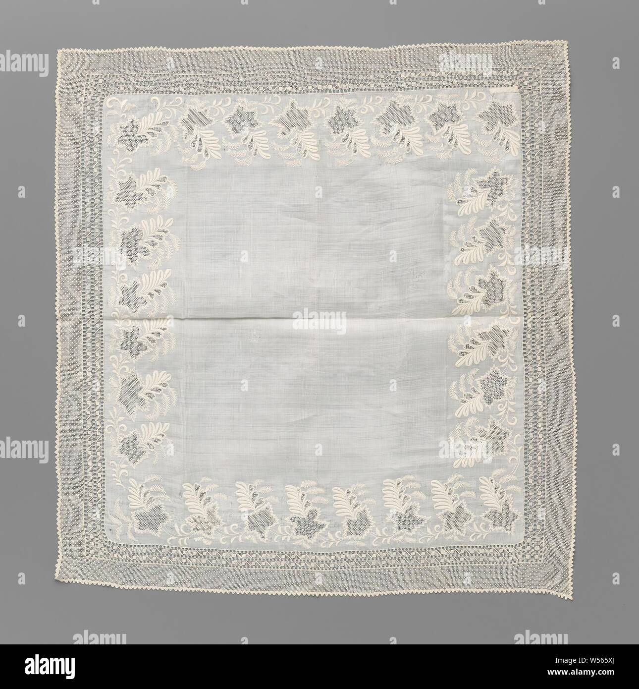 Embroidery handkerchief immagini e fotografie stock ad alta risoluzione -  Alamy
