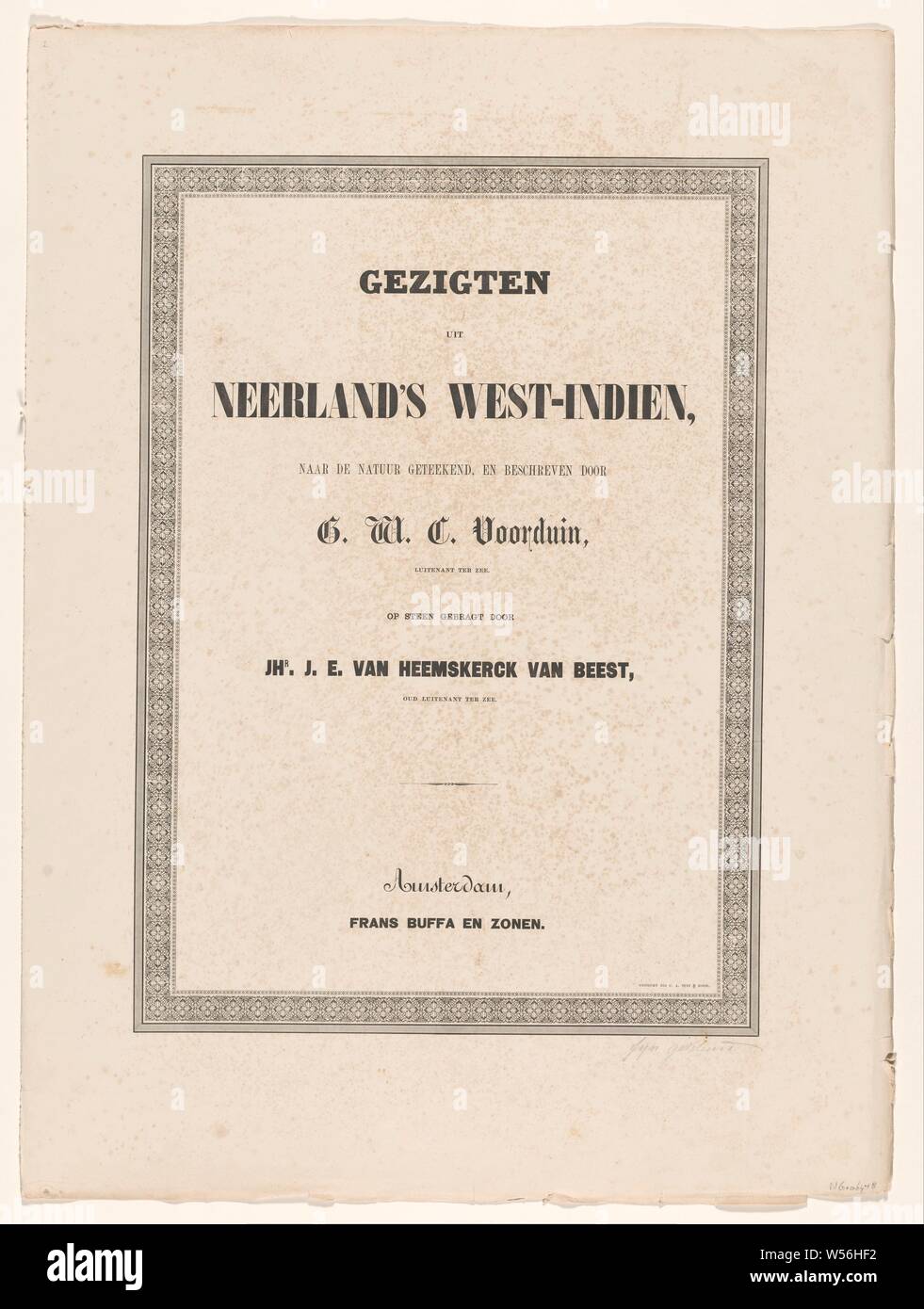Volti da Neerland's West-Indien (titolo in oggetto), allentato-foglia di metallo di foglio costituito da quattro cartelle separate con identici coperchi. La cartella 1: Titolo pagina e sei fogli di testo con introduzione e descrizione delle piastre I-XVIII. Mappa 2: Mappa e piastre I-VIII circa Suriname. Mappa 3: mappa e le piastre IX-XVIII attraverso le Antille. Cartella 4: vuoto, solo il coperchio. Il tutto in un vuoto nella cartella di cartone con supporto di lino e verde ai nastri, Suriname, Antille olandesi, Gerard Voorduin (menzionato in oggetto), 1860 - 1862, carta, h 68 cm × W 49,3 cm Foto Stock