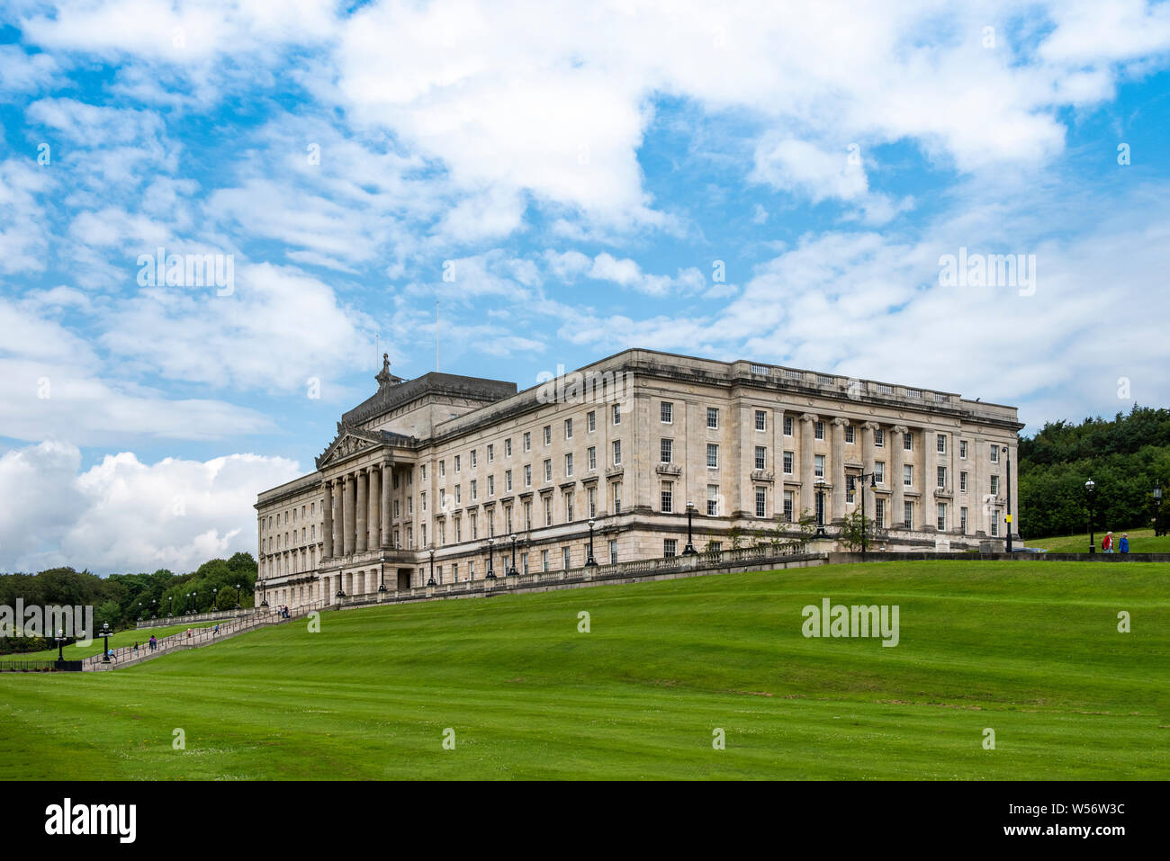 Stormont, il palazzo del parlamento dell'Assemblea dell'Irlanda del Nord in cui l'Irlanda del Nord governo deconcentrata soddisfare. Foto Stock