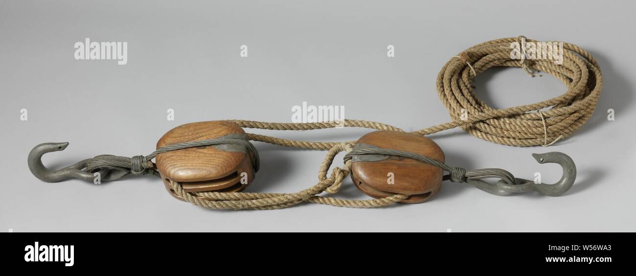 Without sling immagini e fotografie stock ad alta risoluzione - Alamy