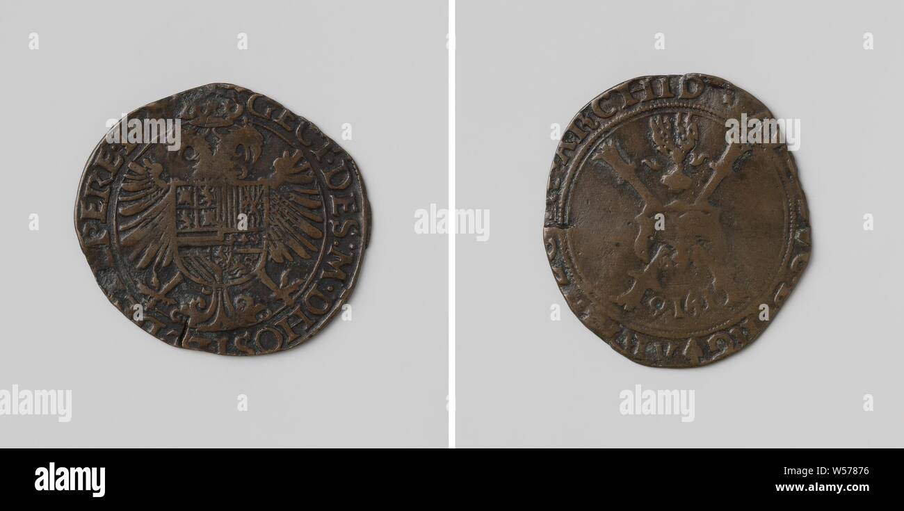 Carlo V, imperatore tedesco, medaglia di conteggio dell'Imperatore a capo del tribunale, medaglia di rame. Anteriore: double-headed eagle sotto la corona con uno stemma all'interno di un'iscrizione. Reverse: cottura su cui Gulden Vlies è appeso alla croce di Borgogna sotto l'anno all'interno di una circoscrizione, Carlo V d'Asburgo (tedesco imperatore e re di Spagna), anonimo, 1516 - 1540, rame (metallo), colpendo (metallurgia), d 2,8 cm × w 2,58 Foto Stock