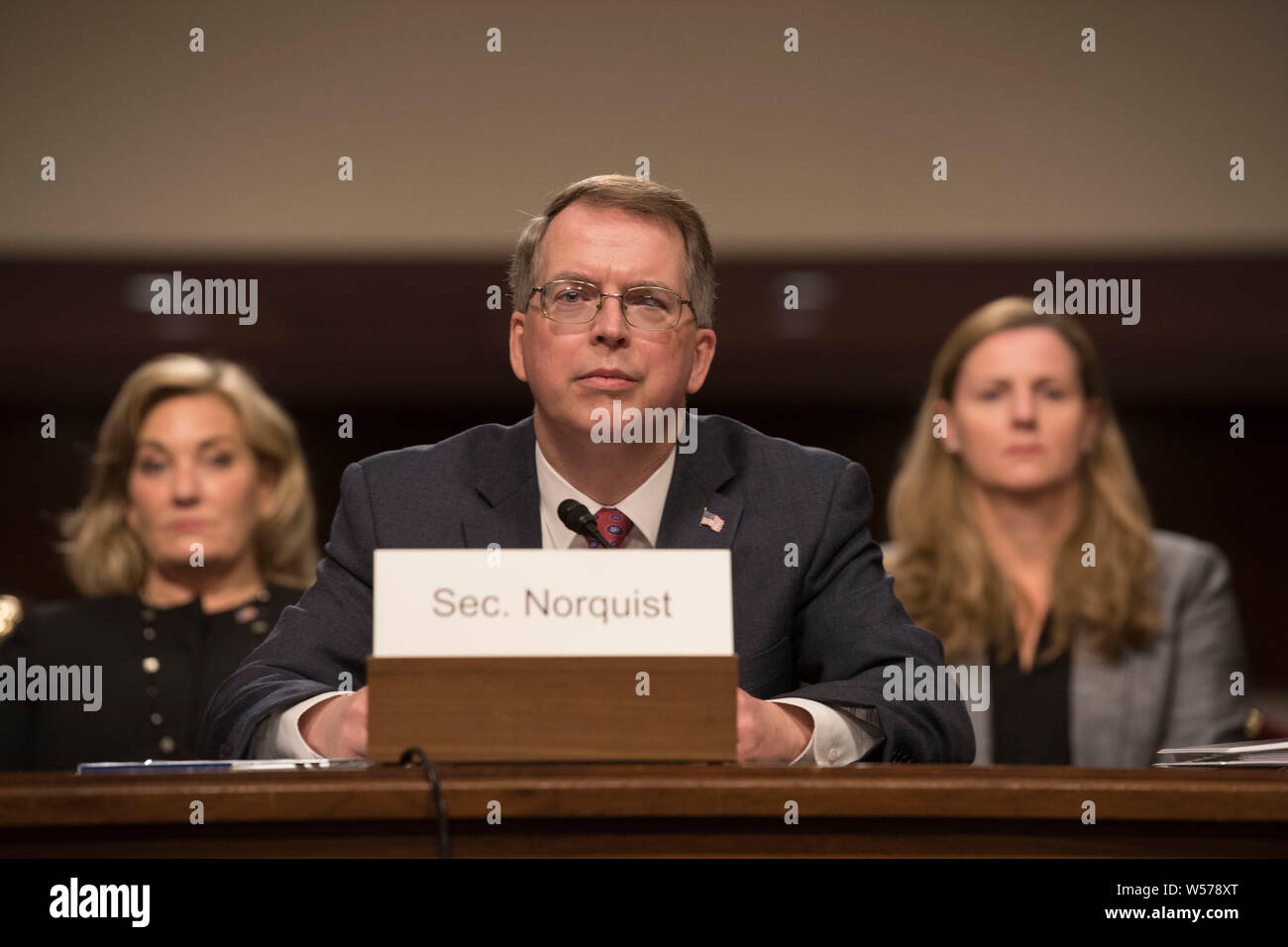 Stati Uniti Sotto il Segretario della Difesa David L. Norquist testimonia durante la sua nomina di audizione per il Vice Segretario della Difesa in il Comitato delle forze armate del senato sulla Capitol Hill Luglio 24, 2019 a Washington D.C. Foto Stock