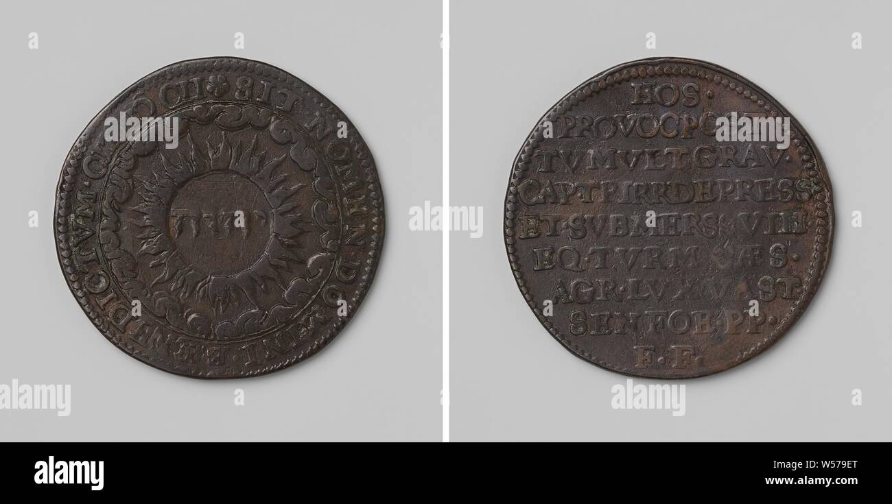 La distruzione del ducato di Lussemburgo da Luigi Amedeo di Nassau-Siegen, medaglia di rame. Complementare: Il Signore il nome in ebraico script nella corona radiante all'interno di un cerchio. Retromarcia: iscrizione, Lussemburgo, Luigi Amedeo conte di Nassau, Stati Generali, anonimo, Olanda, 1602, rame (metallo), colpendo (metallurgia), d 3 cm × W 74 Foto Stock