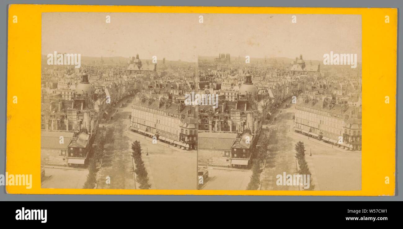 Panorama di Parigi, vista città in generale, 'veduta', street, Parigi, anonimo, 1850 - 1880, cartone, carta fotografica, albume stampa, h 85 mm × W 175 mm Foto Stock