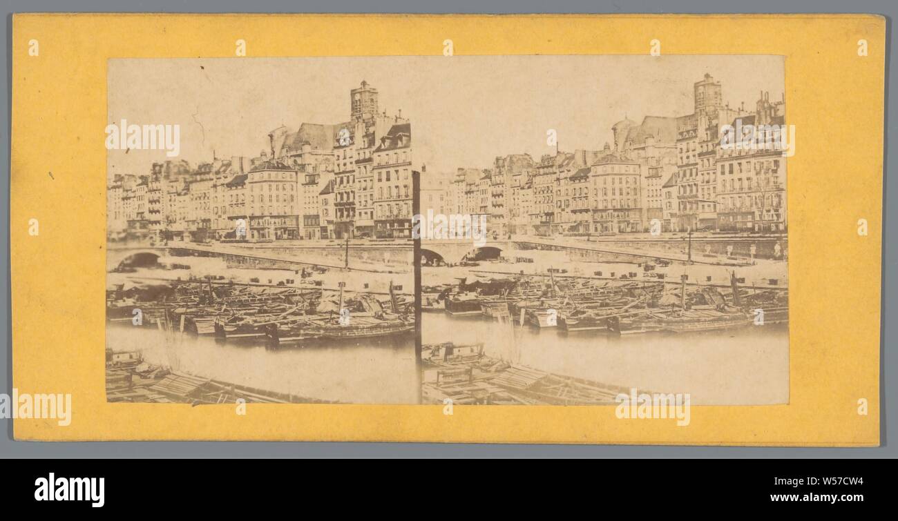 Vista di una banchina in Parigi, quay, Parigi, anonimo, 1850 - 1880, cartone, carta fotografica, albume stampa, h 85 mm × W 174 mm Foto Stock