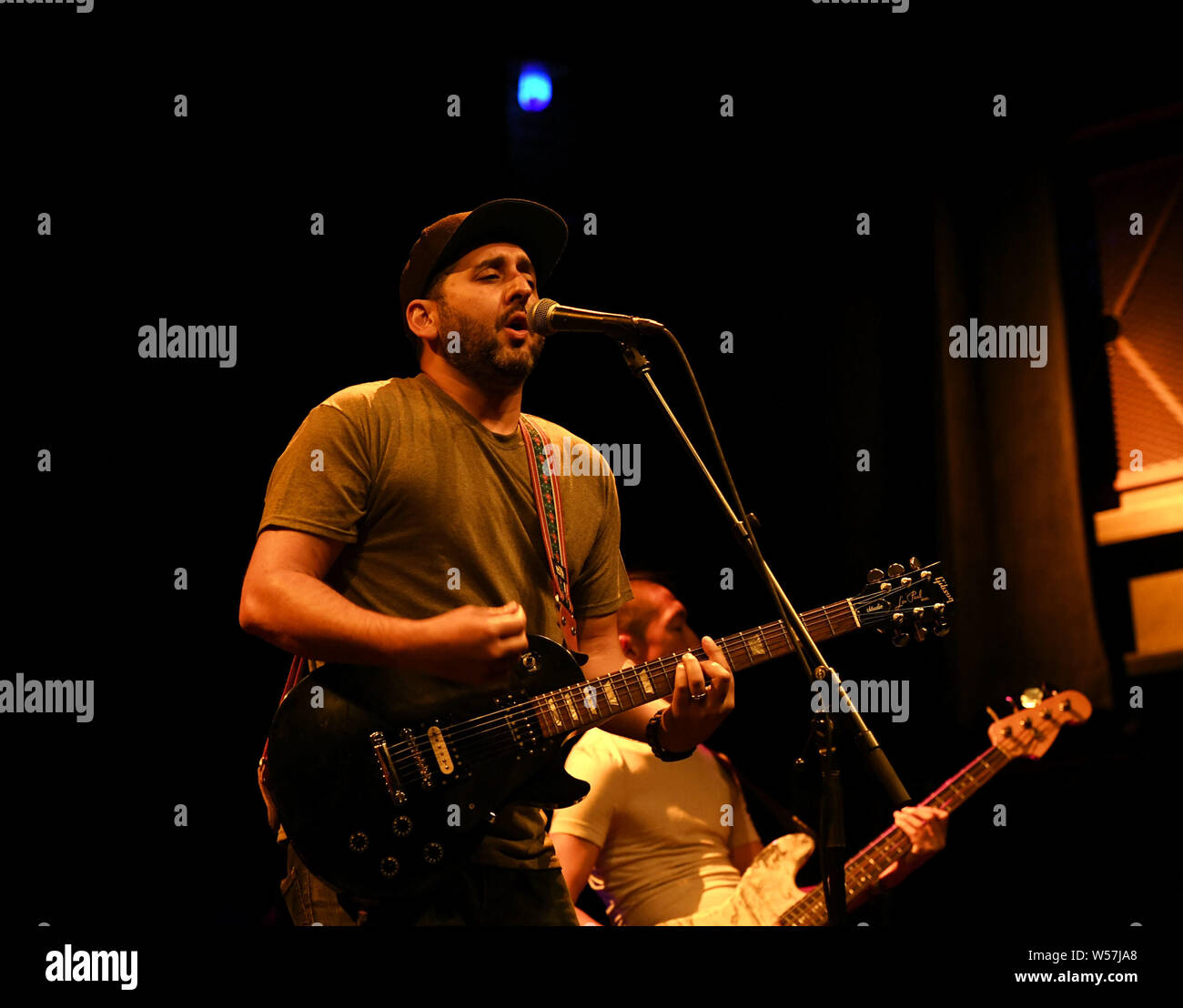 Luglio 25, 2019, Norfolk, Virginia, Stati Uniti d'America: MIKE PINTO porta la sua miscela di reggae al Norva a Norfolk, Virginia, 25 luglio 2019. Â© Jeff Moore (credito Immagine: © Jeff Moore/ZUMA filo) Foto Stock