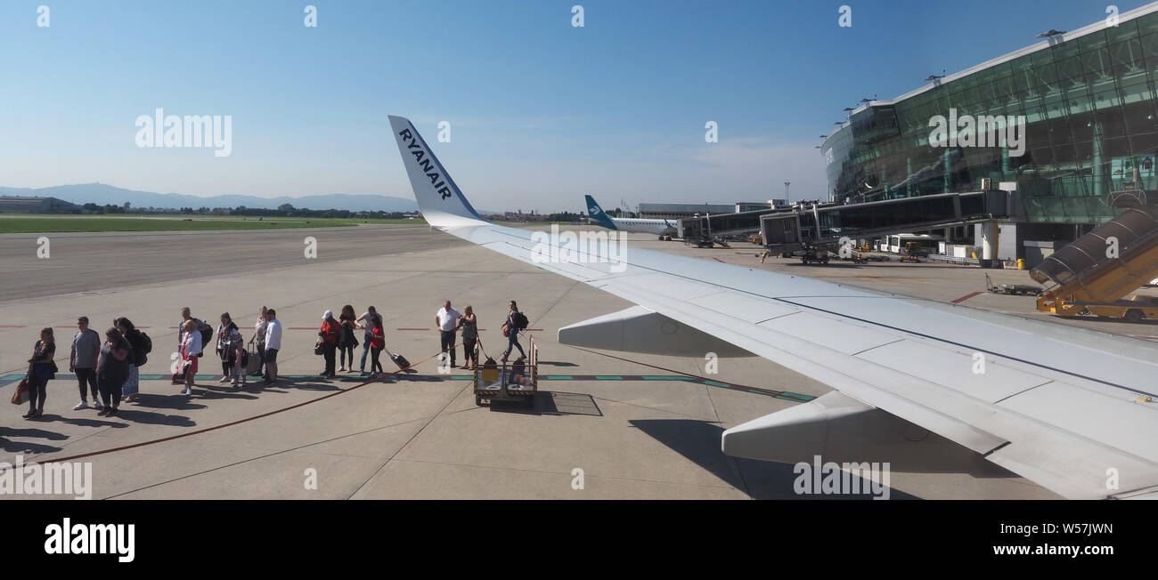 CASELLE, Italia - circa giugno 2019: Sandro Pertini di Torino aeroporto Foto Stock