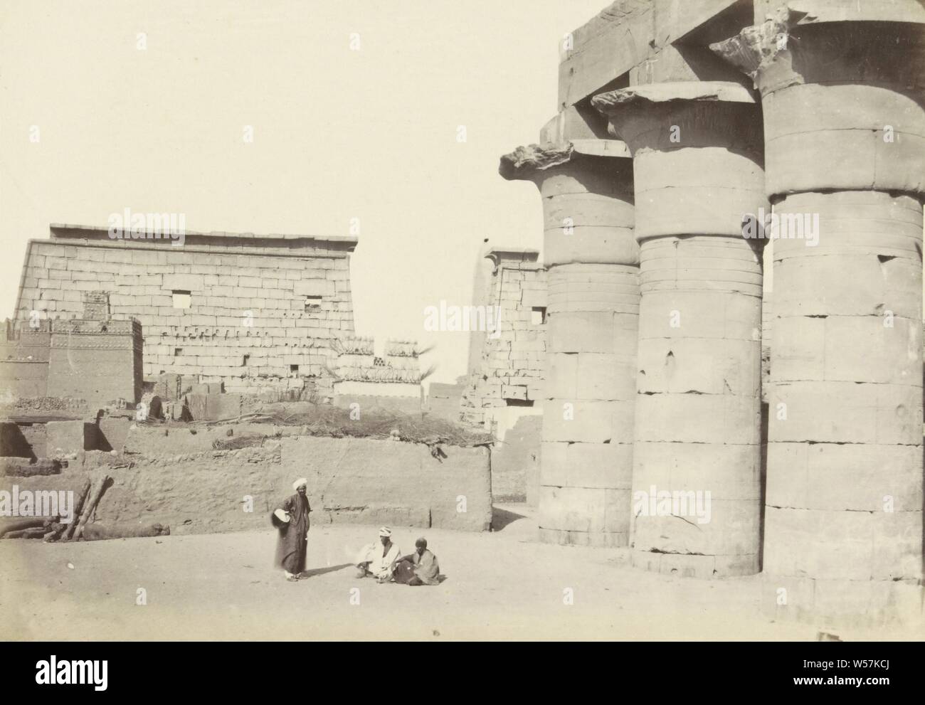 Vista a Luxor, Francis Frith, 1856 - 1859, albume stampare Foto Stock