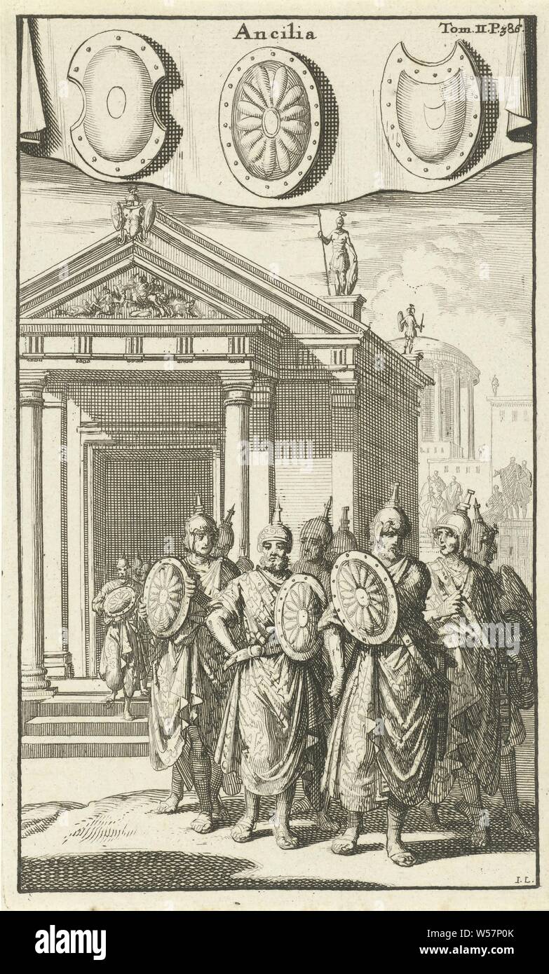 Armati di soldati romani lasciare un tempio Ancilia (titolo in oggetto), al di sopra di una rappresentazione di una pergamena con la rappresentazione di tre diversi scudi. Stampa sulla parte superiore destra contrassegnato: Tom. II. P. 385, soldato privato, armi di protezione: protezione, tempio, santuario, religione romana, Jan Luyken (menzionato in oggetto), 1690, carta, attacco, h 175 mm × W 105 mm Foto Stock