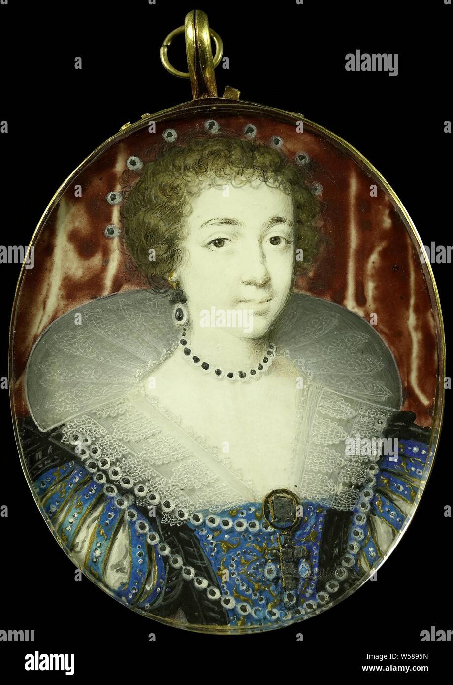 Henriette Maria di Francia (1609-1669). Moglie di Carlo I di Inghilterra, Ritratto di Enrichetta Maria di Francia (1609-1669). Moglie di Carlo I d'Inghilterra. Busto, a destra. Parte della collezione di miniature ritratto, Henrietta Maria van Frankrijk (regina d Inghilterra, di Scozia e Irlanda), John Hoskins, 1620 - 1664, cartone, oro (metallo), vetro, h 6.2 cm × W 5.1 cm h 7.7 cm × W 5.2 cm × d 0,8 cm Foto Stock