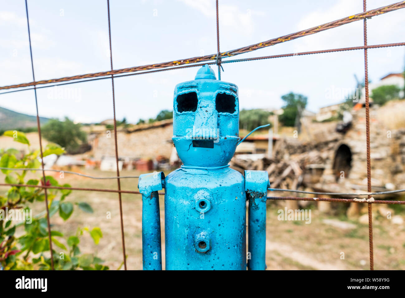 Robot creati con stagno e dipinto di blu. Foto Stock