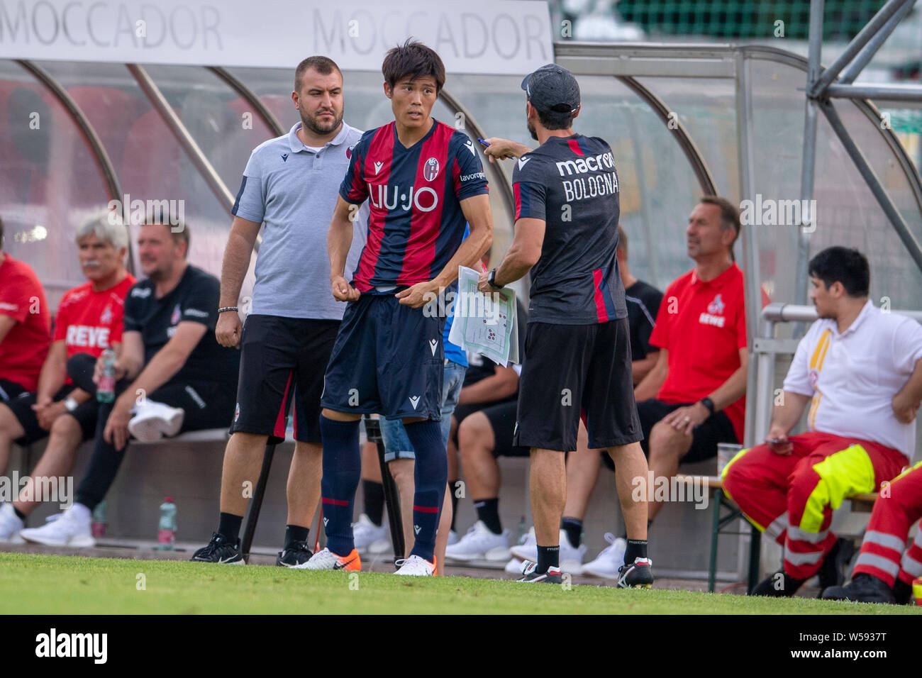 Takehiro Tomiyasu (Bologna) durante la pre-stagione amichevole tra Koln FC 3-1 Bologna FC a Grenzlandstadion Arena sulla luglio 26, 2019 in Kufstein, Austria. (Foto di Maurizio Borsari/AFLO) Foto Stock