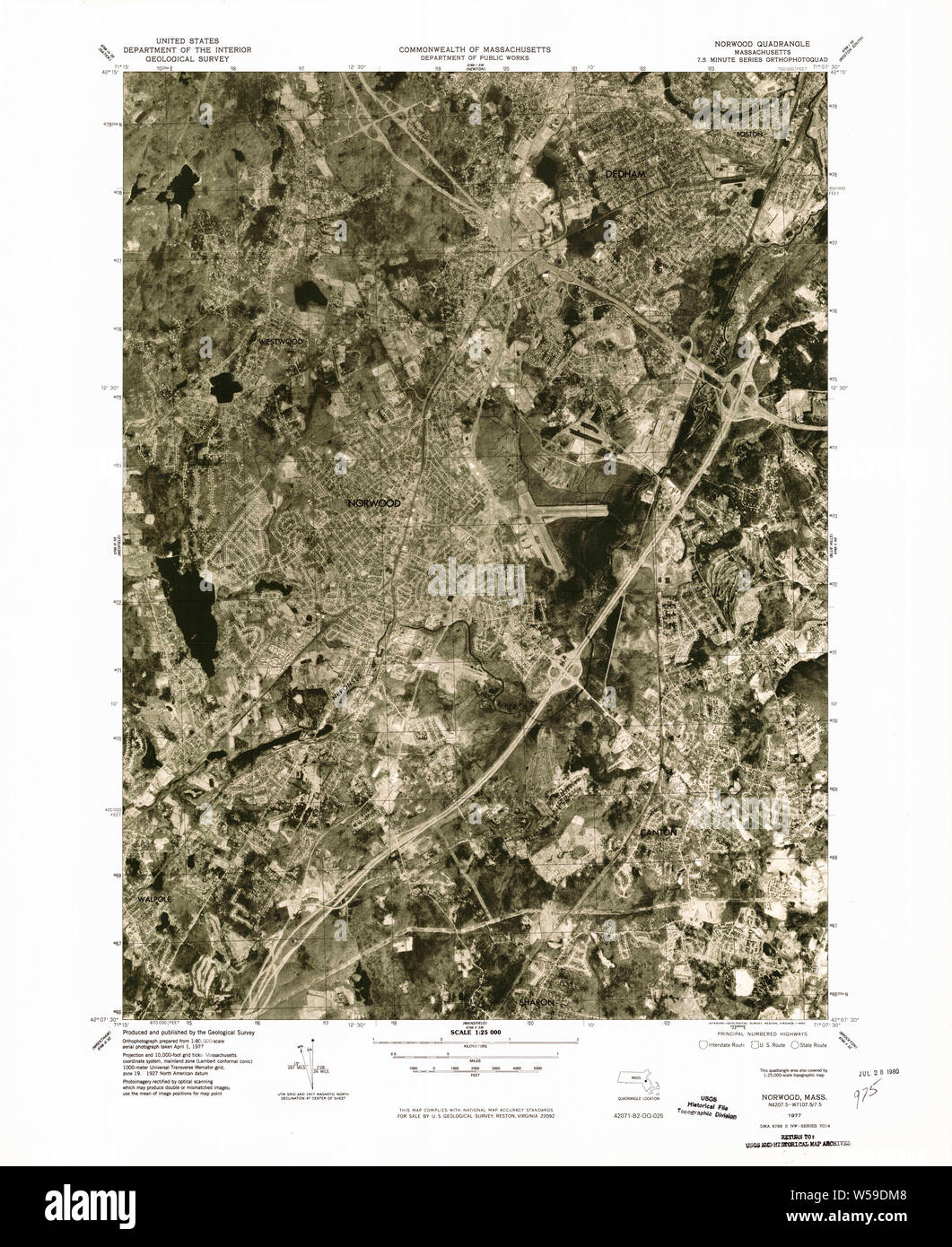 Massachusetts storico USGS TOPO Map MA Norwood 351183 1977 25000 Restauro Foto Stock