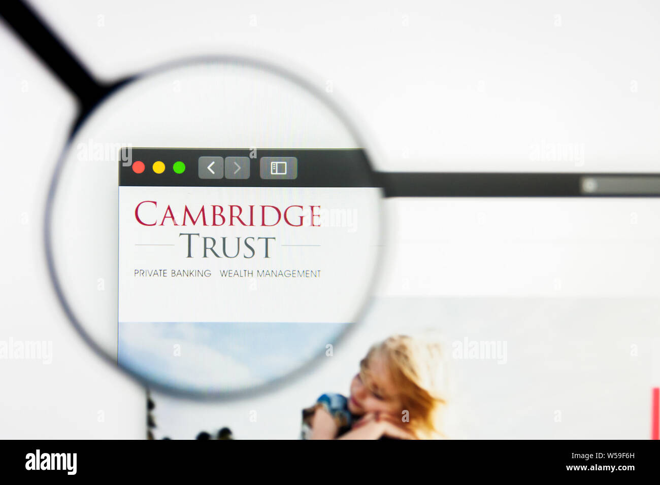 Richmond, Virginia, Stati Uniti d'America - 26 Luglio 2019: Editoriale illustrativa di Cambridge Bancorp website homepage. Cambridge Bancorp logo visibile sullo schermo. Foto Stock