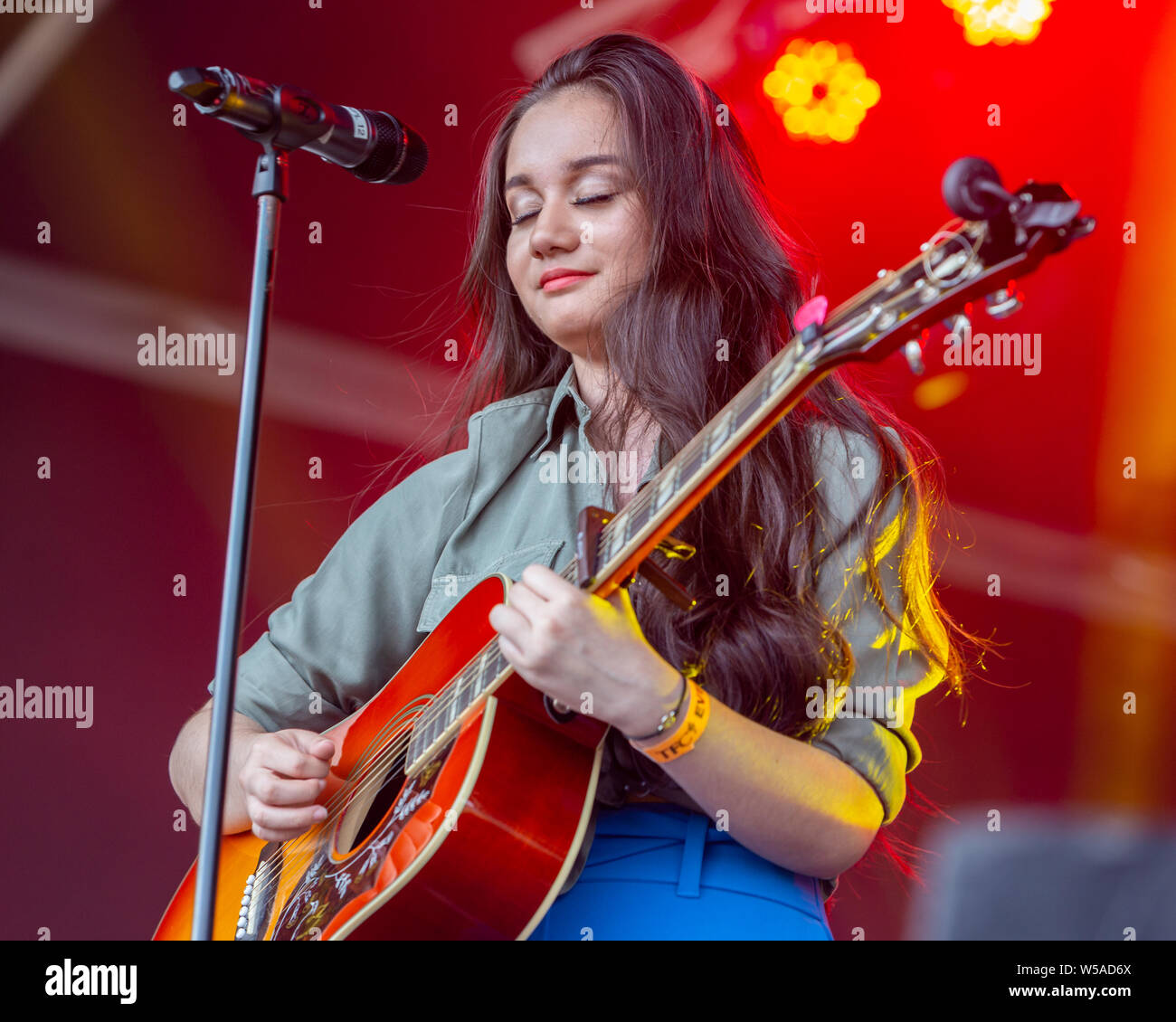 Walton-on-Thames, Sabato 20 Luglio, 2019. Il Barrio Fiesta a Londra è il Regno Unito e l'Europa il più grande festival filippino che è nel suo trentacinquesimo anno. Foto Stock