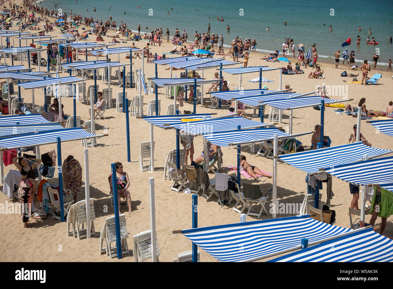 Concha Bay e le spiagge Kontxa in San Sebastian Foto Stock